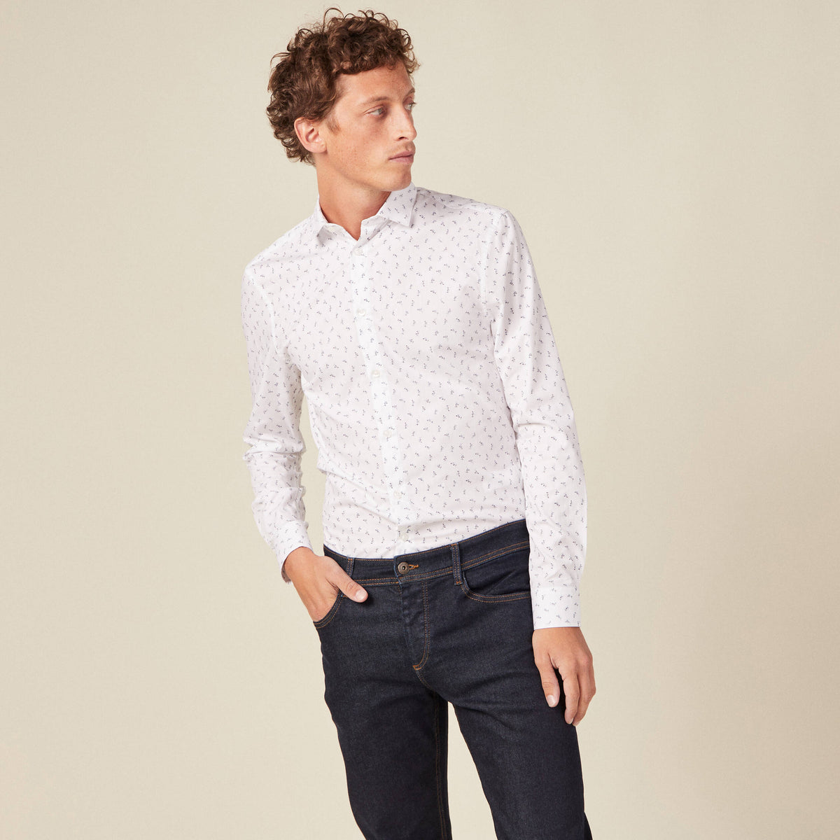 Chemise cintrée en coton manches longues blanc homme