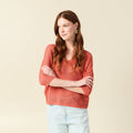 Pull ajouré col v manches 3/4 rouge foncé femme