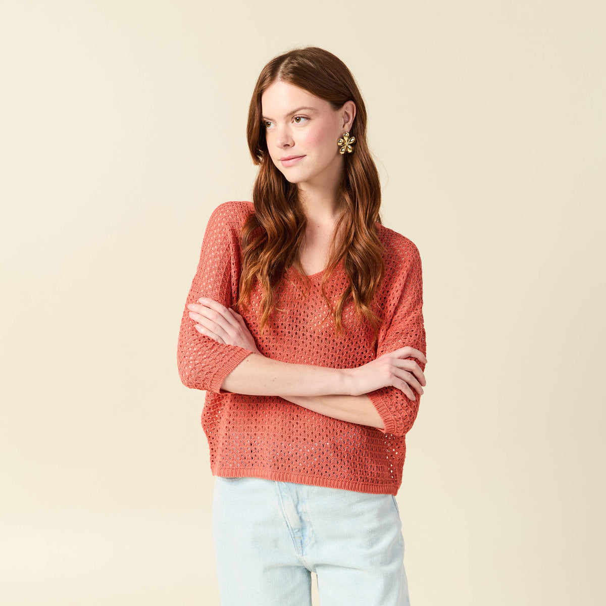 Pull ajouré col v manches 3/4 rouge foncé femme
