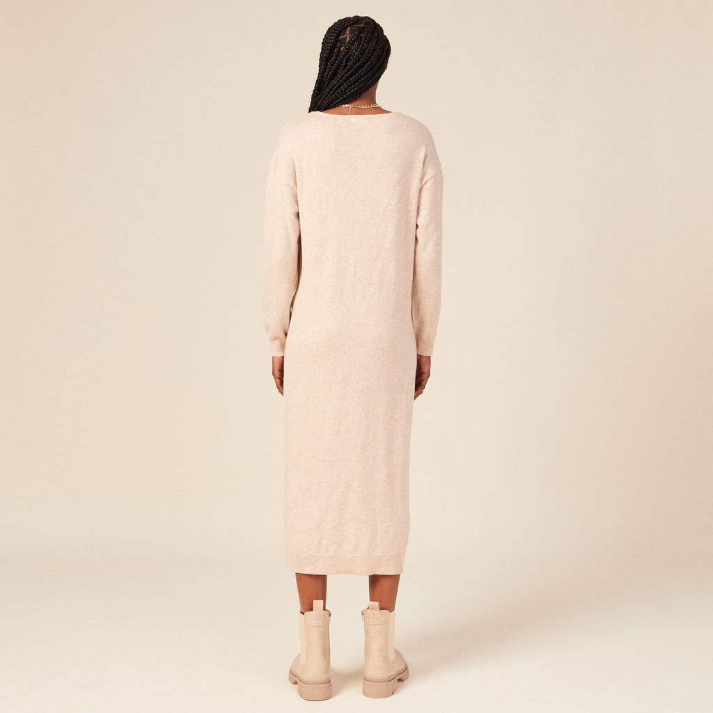 Robe cintrée col v manches 3/4 creme femme