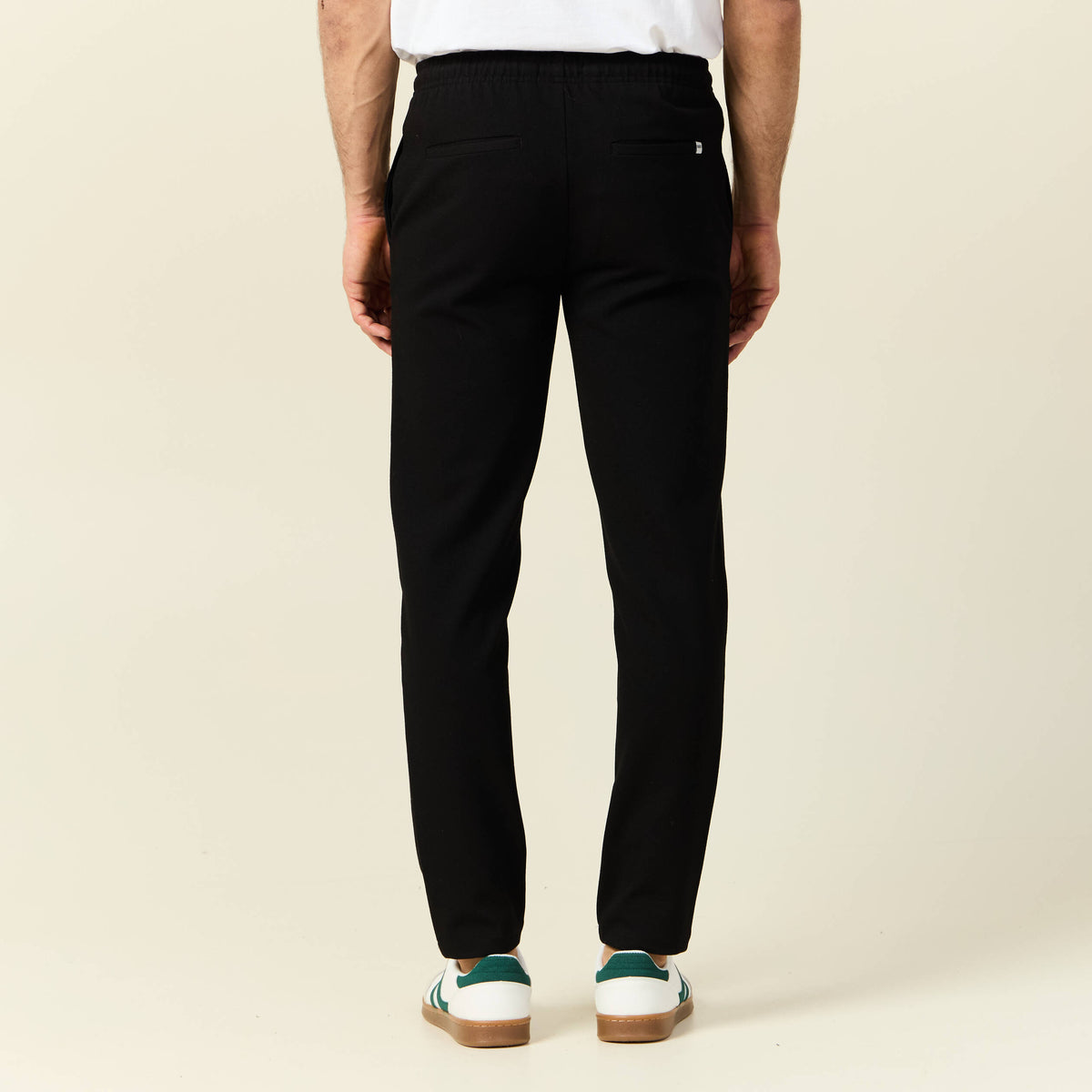 Pantalon chino jogger noir homme