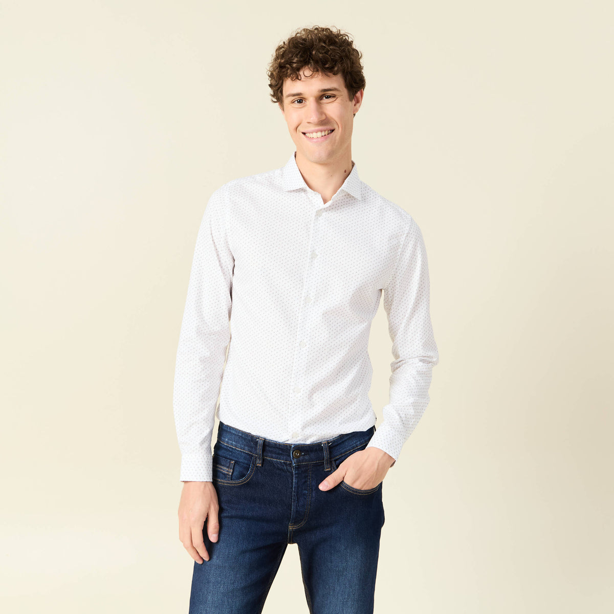Chemise cintrée en coton manches longues blanc homme
