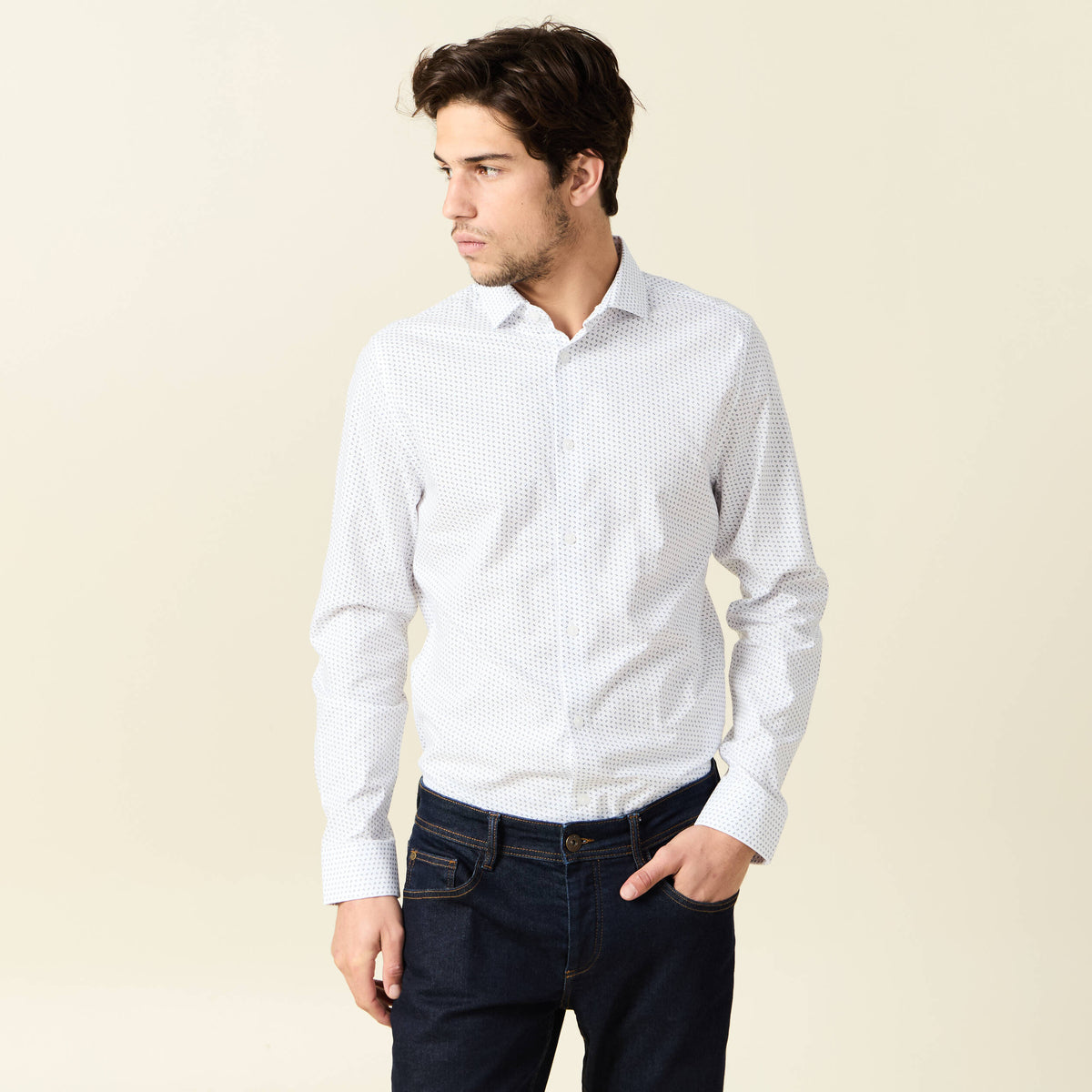 Chemise cintrée en coton manches longues blanc homme