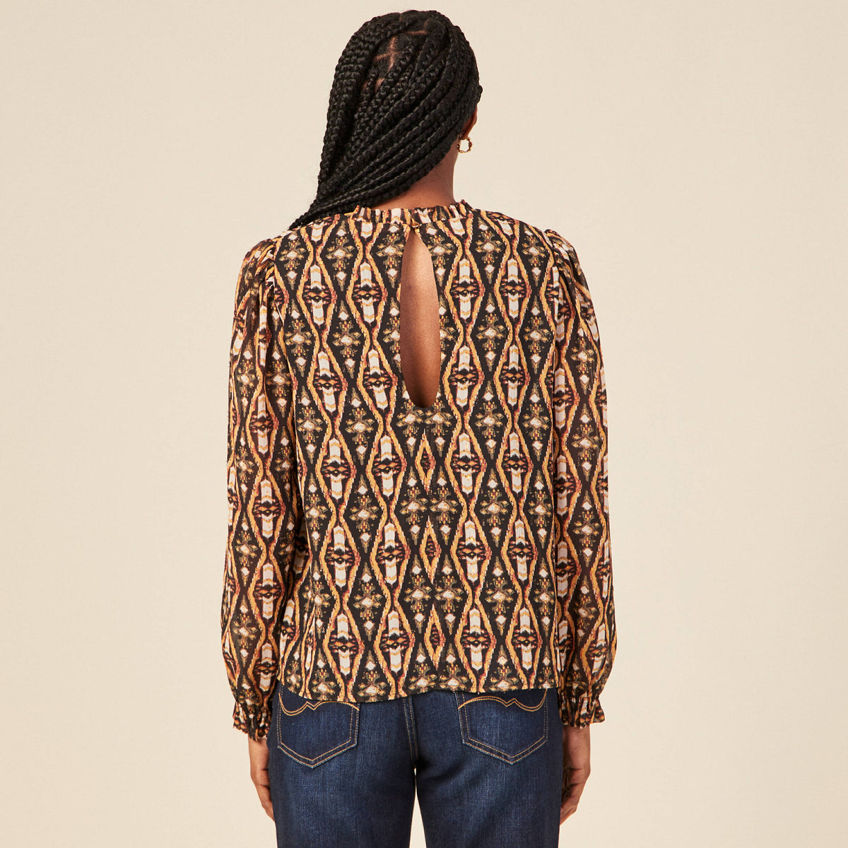 Blouse cintrée manches longues col rond camel femme