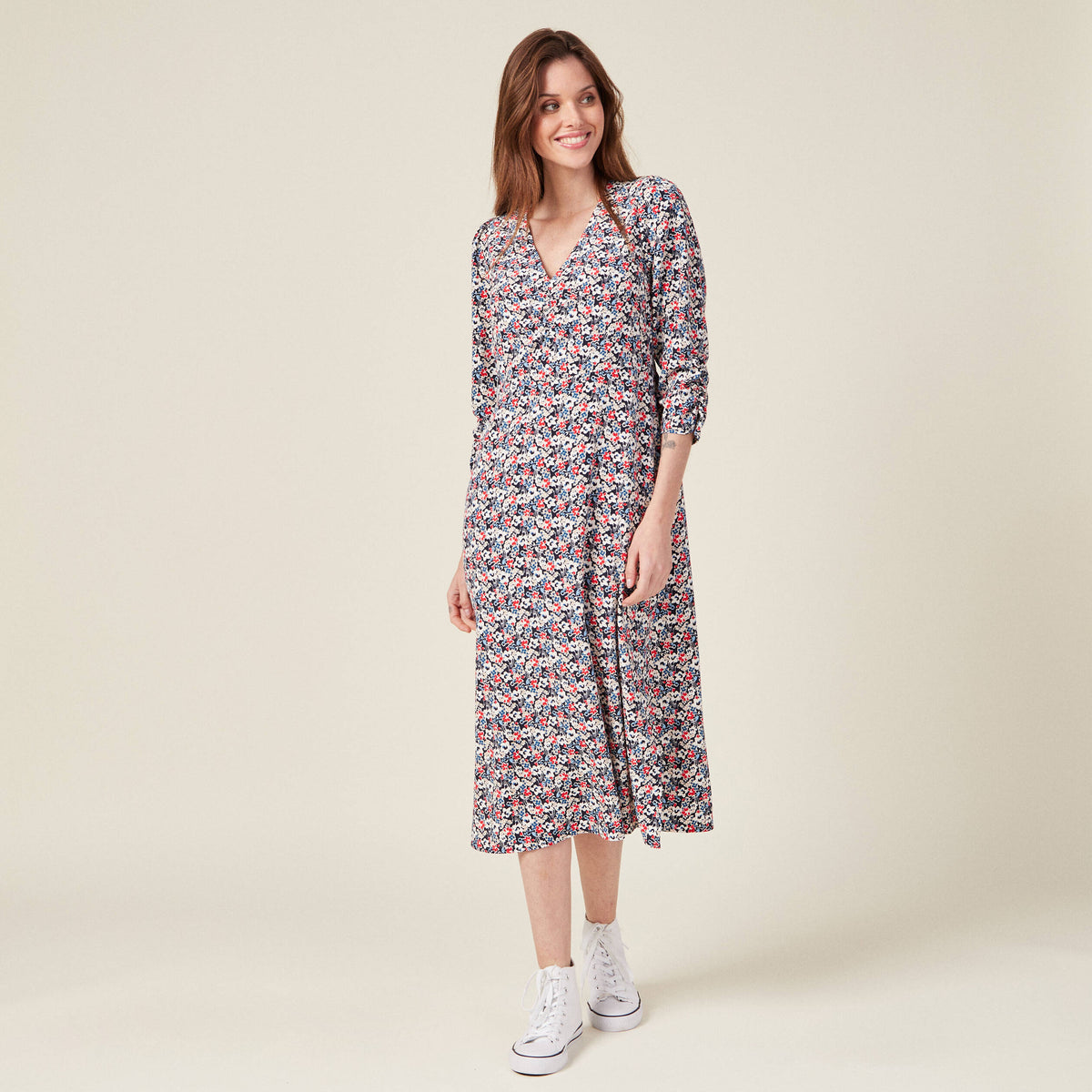 Robe cintrée col v manches longues bleu marine femme