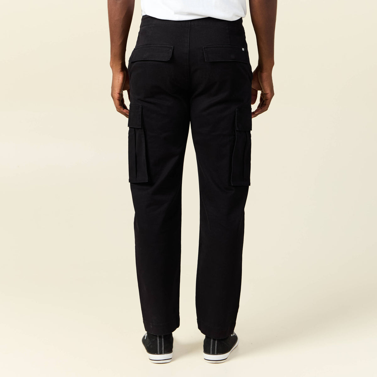 Pantalon cargo poches côtés noir homme